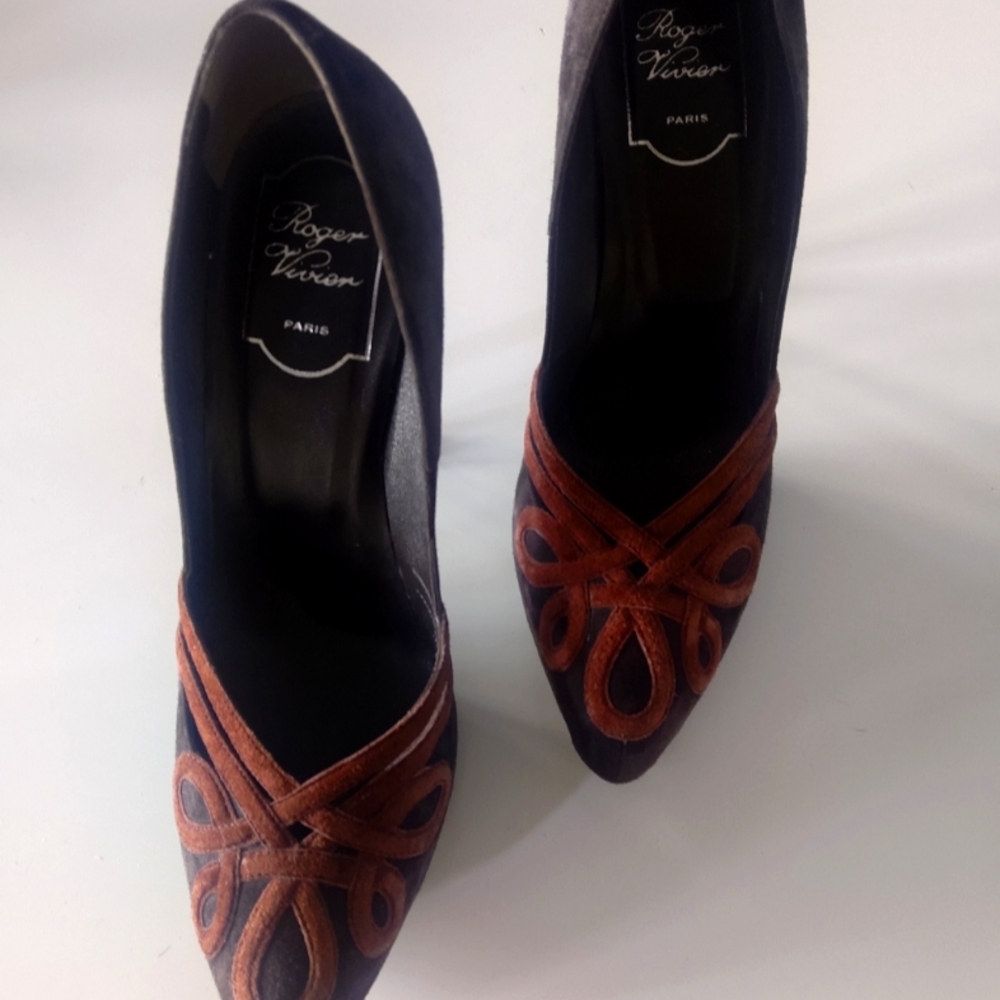 Roger Vivier suede heels 8.5
